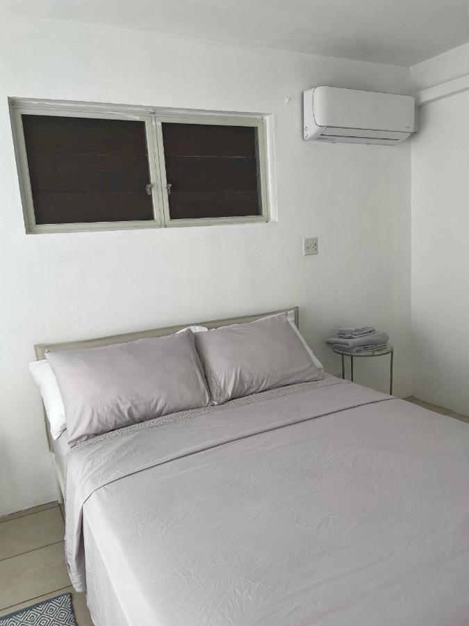 Petals Lovely Beach Villa St. John's Екстер'єр фото